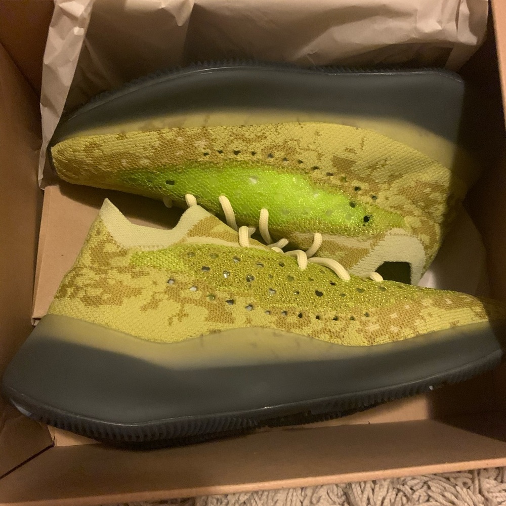 Yeezy boost 380